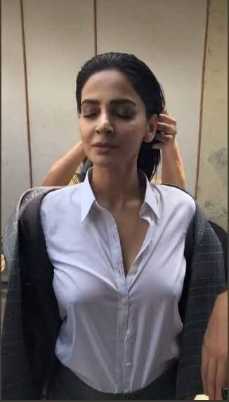 saba qamar nude|Saba Qamar Nude Porn Videos